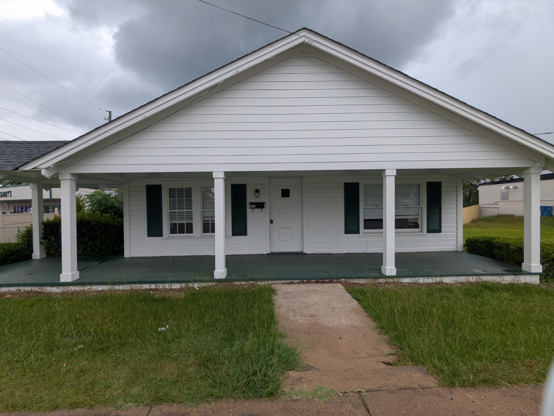 Property main image